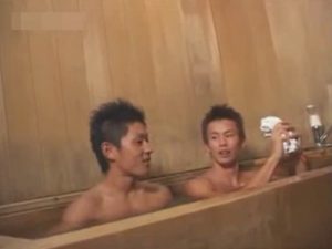 【ゲイ動画ビデオ】お風呂で身体を洗いっこし興奮…細マッチョの先輩と後輩がお風呂場でのケツマン交尾にハッテンww