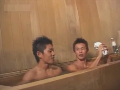 【ゲイ動画】お風呂で身体を洗いっこし興奮…細マッチョの先輩と後輩がお風呂場でのケツマン交尾にハッテンww